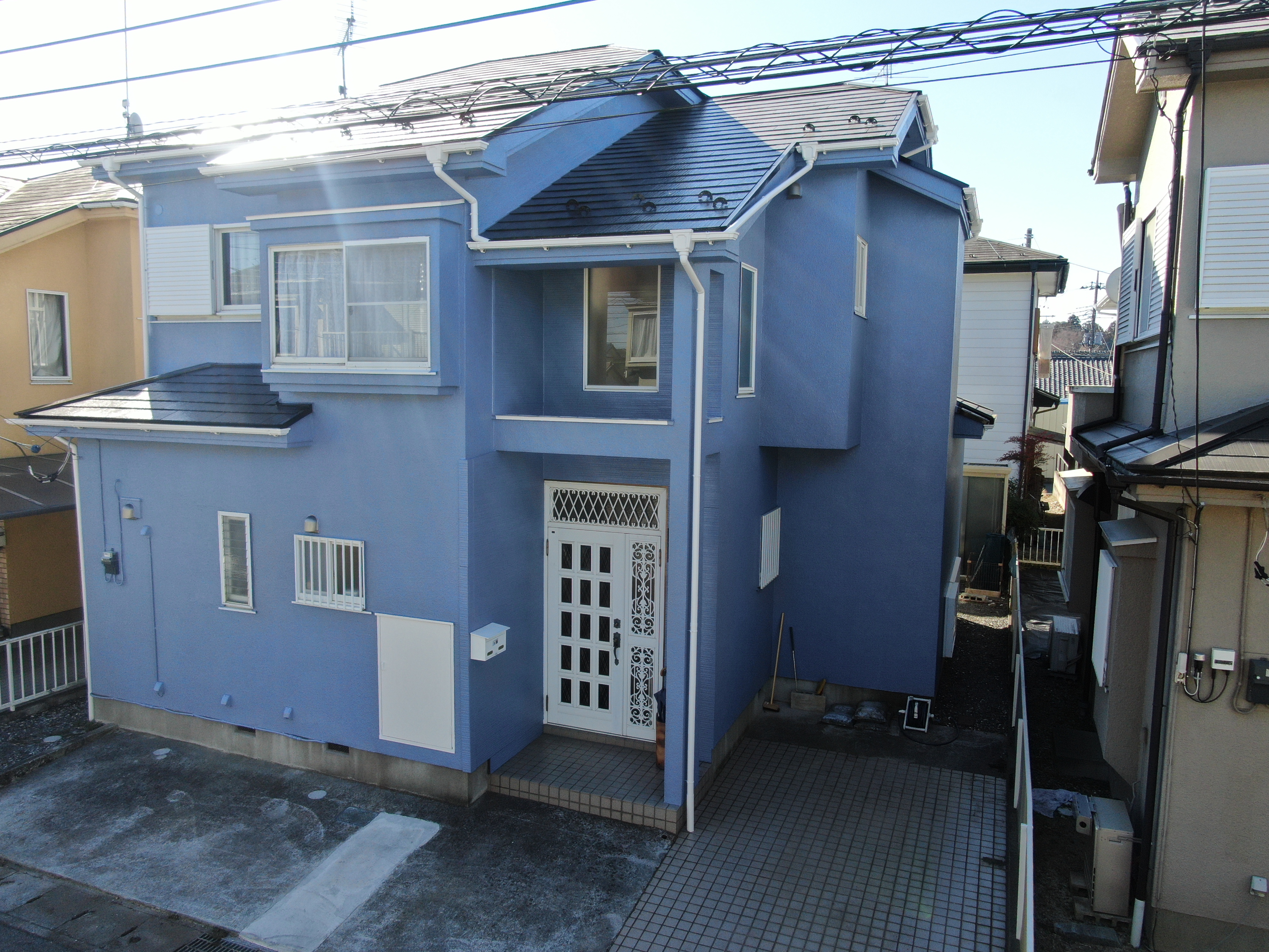 築30年以上の中古住宅を外壁塗装｜ブルーを基調に一新 施工後